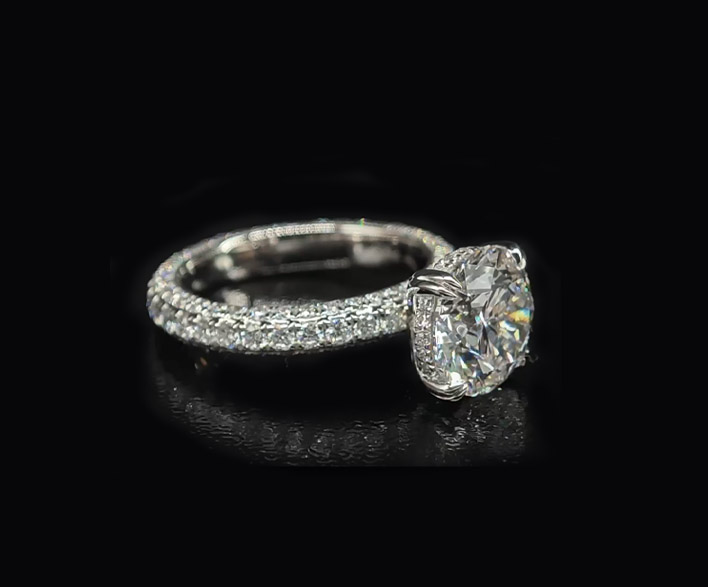 The Tria Round Ring